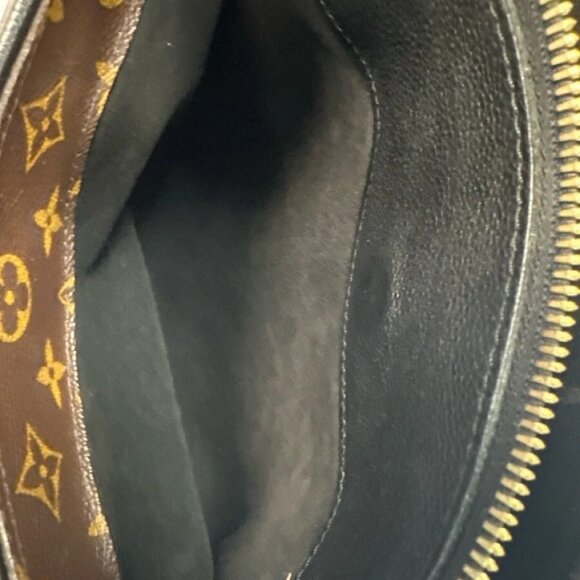 LOUIS VUITTON MONOGRAM CANVAS PURSE - Picture 7 of 10